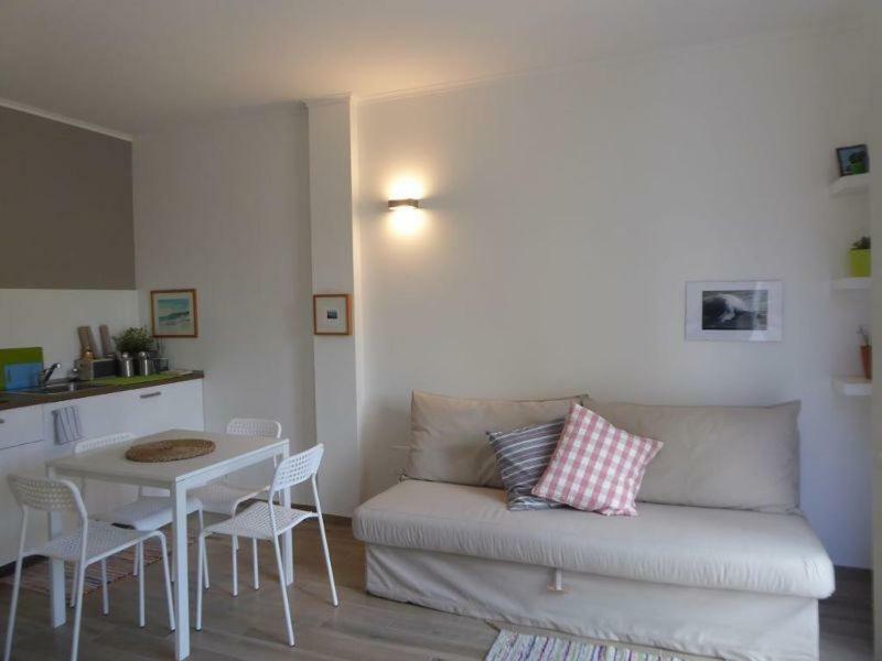 Casaluna Apartment เวนติมิญา ภายนอก รูปภาพ